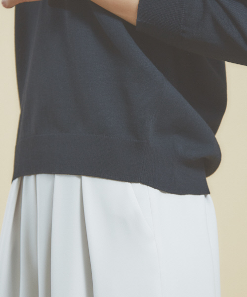 qualite（カリテ）の「〈ITALY〉Vネック7分袖ニットプルオーバー（ニット/セーター・レディース・ブラック/グリーン/マスタード/グレイッシュベージュ・フリー）」の10枚目の写真