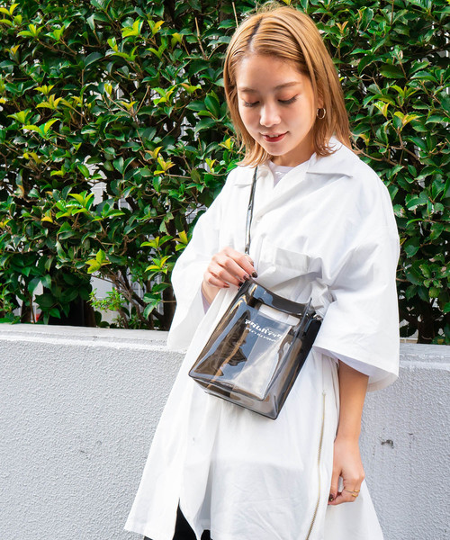 ADAM PATEK(アダムパテック)の「ADAMPATEK / アダムパテック 【 CONEY 】CLEAR mini pouch shoulder(ショルダーバッグ・レディース・ホワイト/ブラック・ONESIZE)」の6枚目の写真