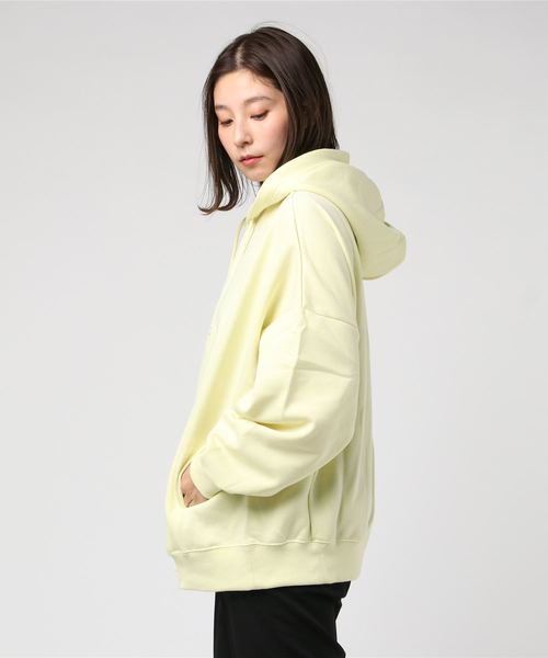 WEGO（ウィゴー）の「WEGO/デイリーカラールーズパーカー（パーカー・レディース・オフホワイト/ピンク/ライム/パープル/杢グレー/ライトイエロー/ベージュ・FREE）」の9枚目の写真