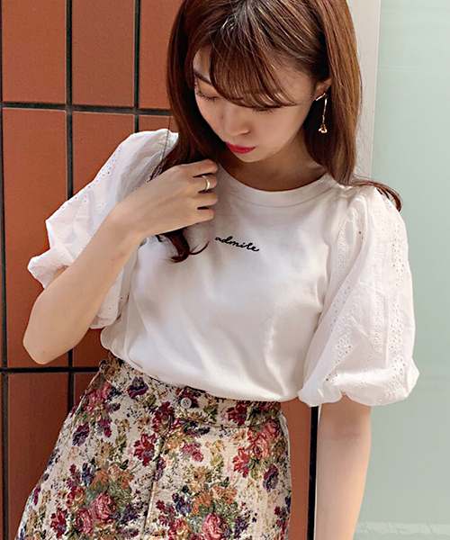 apres jour（アプレジュール）の「袖レースロゴ刺繍Tシャツ【ZOZOTOWN限定アイテム】（Tシャツ/カットソー・レディース・ブラック/オフホワイト/ブルー/オレンジ系その他・フリー）」の8枚目の写真
