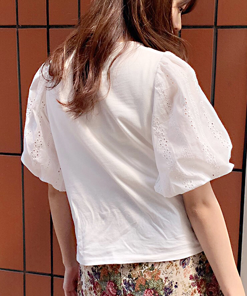 apres jour（アプレジュール）の「袖レースロゴ刺繍Tシャツ【ZOZOTOWN限定アイテム】（Tシャツ/カットソー・レディース・ブラック/オフホワイト/ブルー/オレンジ系その他・フリー）」の10枚目の写真