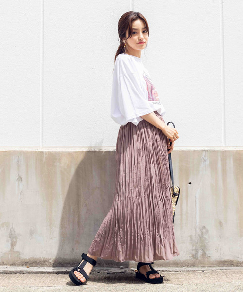 WEGO（ウィゴー）の「WEGO/ワッシャープリーツロングスカート（スカート・レディース・ブラック/オフホワイト/イエロー/ライトピンク/ブラウン・FREE）」の7枚目の写真