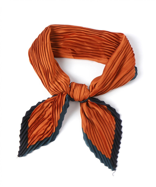 GLOBAL WORK（グローバルワーク）の「プリーツスカーフ/847980（ストール/ショール・レディース・ベージュ/ネイビー/オフホワイト/オレンジ/ブラウン/グリーン・FREE）」の6枚目の写真