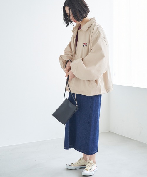 Chaco closet(チャコ クローゼット)の「【FILA フィラ】別注 袖ボリュームビックシルエットフード付き コーチジャケット(ブルゾン・レディース・ベージュ/パープル系その他/ブラック・FREE)」の19枚目の写真