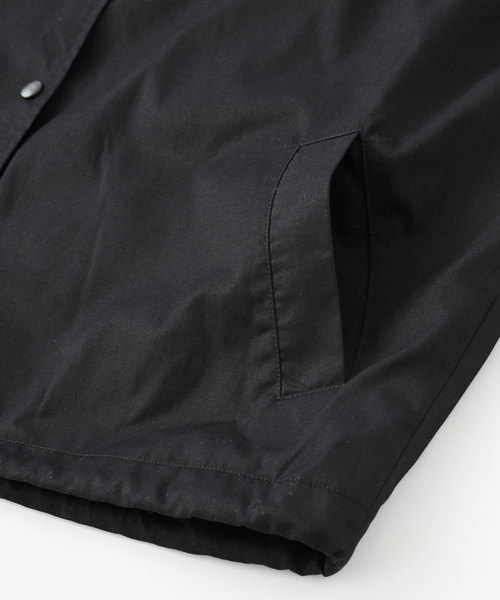 Chaco closet(チャコ クローゼット)の「【FILA フィラ】別注 袖ボリュームビックシルエットフード付き コーチジャケット(ブルゾン・レディース・ベージュ/パープル系その他/ブラック・FREE)」の14枚目の写真