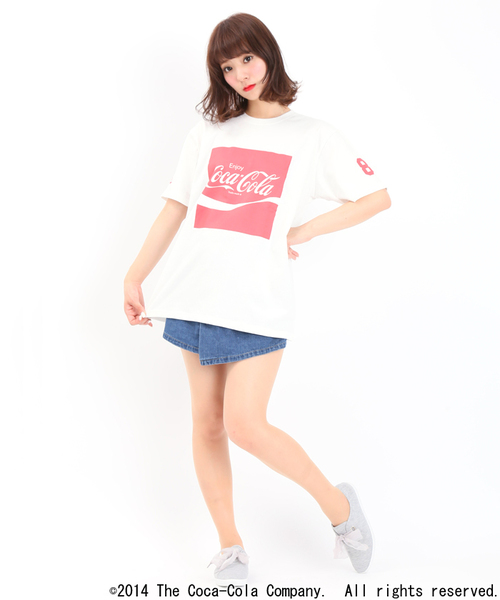 WEGO(ウィゴー)の「WEGOオリジナルルーズTシャツ(Coca-Cola)(Tシャツ/カットソー・メンズ・ホワイト/ブラック/イエロー系その他・MEDIUM/LARGE)」の12枚目の写真