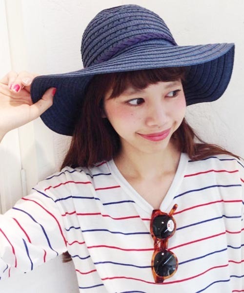 Kastane（カスタネ）の「【Kastane】折りたたみペーパーHAT（ハット・レディース・レッド/ベージュ/ブラック/ネイビー・FREE）」の3枚目の写真