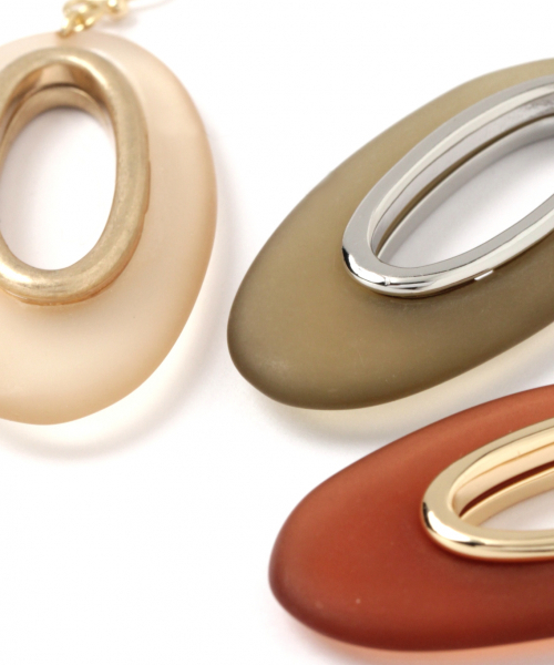 GLOBAL WORK（グローバルワーク）の「オーバルフックピアス/858306（ピアス（両耳用）・レディース・ホワイト/ライトグレー/ブラウン・FREE）」の6枚目の写真