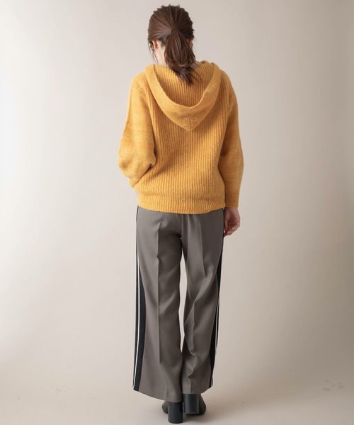 miniyu（ミニュウ）の「La SRIC/フーディープルオーバー（パーカー・レディース・ベージュ/グレー/マスタード・38）」の15枚目の写真