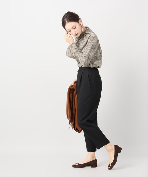 La TOTALITE(ラトータリテ)の「デシンチェーンプリントハイネックギャザーブラウス【手洗い可能】◆(シャツ/ブラウス・レディース・ベージュ/ネイビー・FREE)」の12枚目の写真
