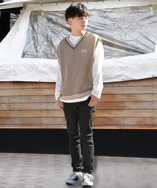PairPair（ペアペア）の「ビッグシルエットチルデンニットベスト（ベスト・メンズ・アイボリー/モカ・FREE）」の6枚目の写真
