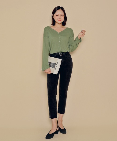 HOTPING（ホッピン）の「HOTPING リネンVネックカーディガン（カーディガン/ボレロ・レディース・ホワイト/ブラック/カーキ/ブラウン・M/S）」の16枚目の写真