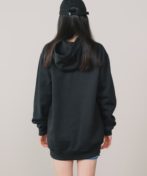 Carhartt(カーハート)の「carhartt(カーハート) Loose Fit Midweight Hooded Sweatshirt オーバーサイズ プルオーバーパーカー カンガルーポケット ワンポイント ミニロゴ ユニセックス(パーカー・レディース・ブラック/グレー/ネイビー/モスグリーン/チャコール・S/M/L/XL/XXL/2XL)」の17枚目の写真