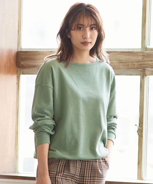 KOBE LETTUCE(コウベレタス)の「バックオープンプルオーバー(Tシャツ/カットソー・レディース・グリーン系その他/チャコール/モカ/ベージュ・FREE)」の4枚目の写真