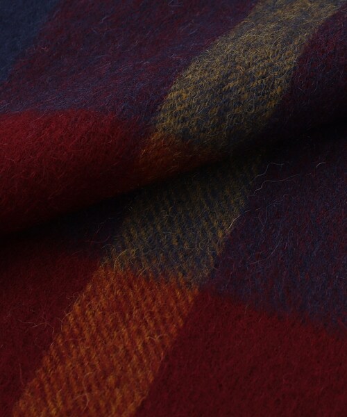 tk.TAKEO KIKUCHI（ティーケータケオキクチ）の「ウールチェック柄マフラー（ストール/ショール・メンズ・グレー系1/ブルー系1・00）」の4枚目の写真