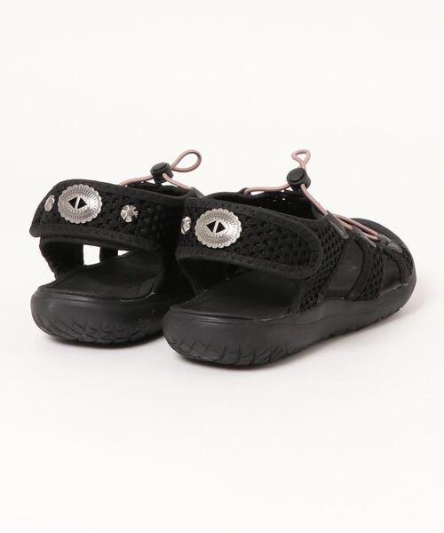 チチカカ（チチカカ）の「バックパーツメッシュサンダル（サンダル・レディース・ライトグレー/ブラック/オフホワイト・MEDIUM/LARGE）」の4枚目の写真