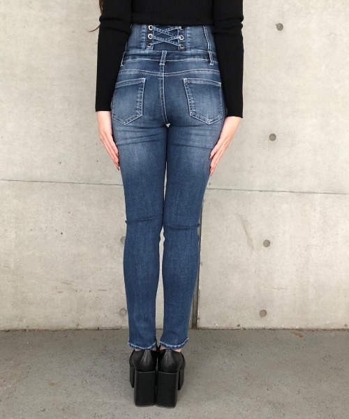 ENVYM（アンビー）の「ハイウエストスキニーＰＴ（デニムパンツ・レディース・インディゴブルー/ブルー・M/S）」の6枚目の写真