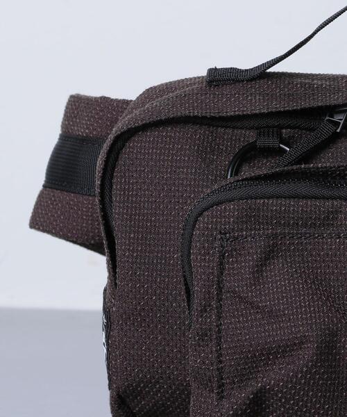 RAF SIMONS（ラフシモンズ）の「＜RAF SIMONS＞×＜EASTPAK＞ ウエスト バッグ（ボディバッグ/ウエストポーチ・メンズ・ダークブラウン・FREE）」の5枚目の写真