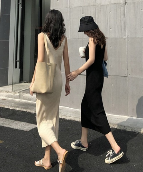 ABITOKYO（アビトーキョー）の「リブニットキャミワンピース（ワンピース・レディース・ベージュ/ブラック・FREE）」の8枚目の写真
