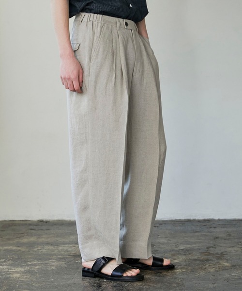 UNITED TOKYO（ユナイテッドトウキョウ）の「リネンワイドスラックス（スラックス・メンズ・マルチ/ベージュ/ブラック・1/2/3）」の17枚目の写真