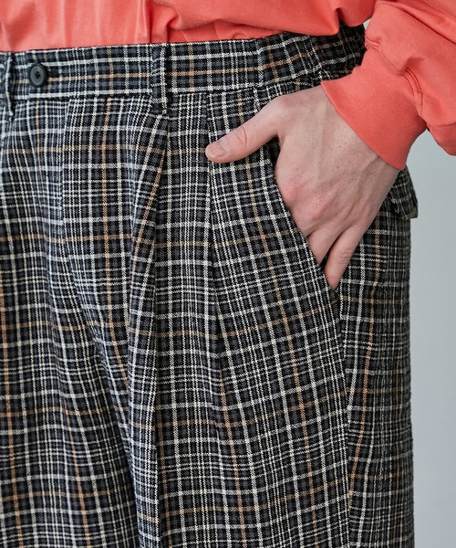 UNITED TOKYO（ユナイテッドトウキョウ）の「リネンワイドスラックス（スラックス・メンズ・マルチ/ベージュ/ブラック・1/2/3）」の11枚目の写真