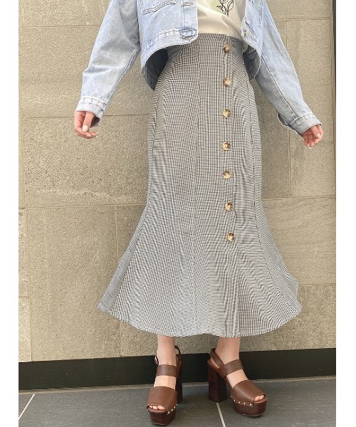 one way(ワンウェイ)の「【oneway】フロントボタンマーメイドスカート(スカート・レディース・ブラック系その他/グリーン系その他・FREE)」の7枚目の写真