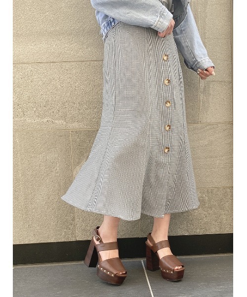 one way(ワンウェイ)の「【oneway】フロントボタンマーメイドスカート(スカート・レディース・ブラック系その他/グリーン系その他・FREE)」の4枚目の写真