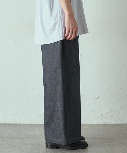 Lui's（ルイス）の「スーパーワイドデニムパンツ（デニムパンツ・メンズ・インディゴブルー/ホワイト・SMALL/MEDIUM）」の11枚目の写真