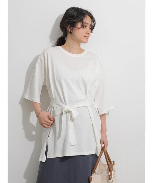 AMERICAN HOLIC（アメリカンホリック）の「ベルト付きサイドスリットチュニック（Tシャツ/カットソー・レディース・チャコールグレー/グレー/オフホワイト/マスタード・FREE）」の5枚目の写真