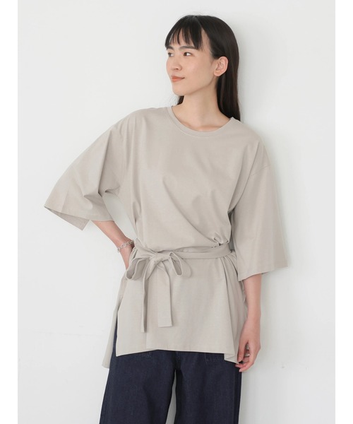 AMERICAN HOLIC（アメリカンホリック）の「ベルト付きサイドスリットチュニック（Tシャツ/カットソー・レディース・チャコールグレー/グレー/オフホワイト/マスタード・FREE）」の3枚目の写真