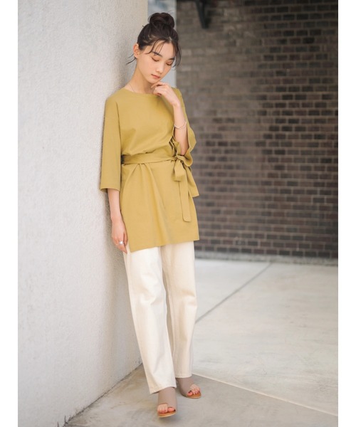 AMERICAN HOLIC（アメリカンホリック）の「ベルト付きサイドスリットチュニック（Tシャツ/カットソー・レディース・チャコールグレー/グレー/オフホワイト/マスタード・FREE）」の14枚目の写真