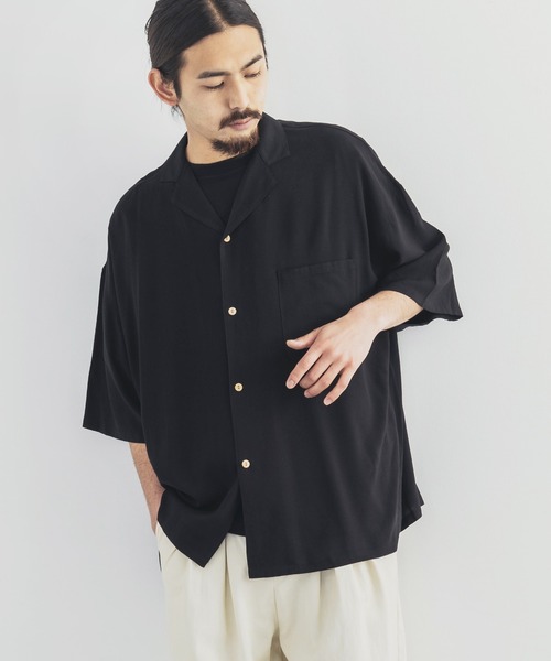 Rocky Monroe(ロッキーモンロー)の「レーヨン ビッグシルエット アロハシャツ 総柄 オープンカラーシャツ(シャツ/ブラウス・メンズ・ホワイト/ブラック/ベージュ/ブルー/その他/その他1/ホワイト系/ホワイト系1/ブラック系/ブラック系1/ブラック系2/ベージュ系/ブルー系・M/L)」の6枚目の写真
