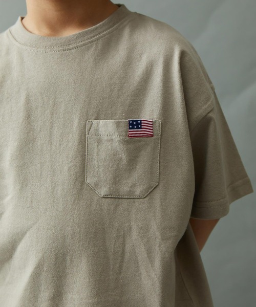 &yam(アンドヤム)の「USAコットンフェイドカラー オーバーサイズポケット付き半袖Tシャツ(Tシャツ/カットソー・キッズ・ベージュ/ブルー/ピンク/ホワイト/イエロー/ブラック・130-140cm/110-120cm/140-150cm/150-160cm/120-130cm)」の8枚目の写真