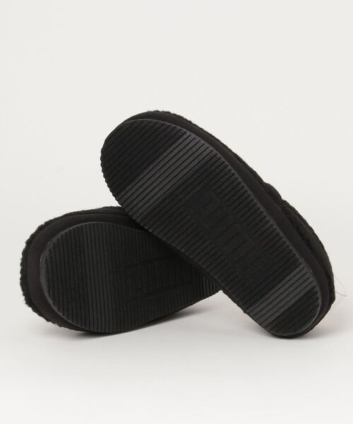 PUMA(プーマ)の「PUMA TUFF MOCC SHERPA / プーマ タフモック シェルパ(モカシン/デッキシューズ・レディース・ブラック/ベージュ・29.0cm/25.0cm/26.0cm/28.0cm/23.0cm/24.0cm/27.0cm/22.0cm)」の4枚目の写真