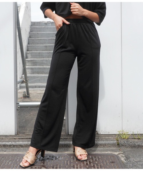 LATINA(ラティーナ)の「フーディートップス×センタープレスセットアップ(パーカー・レディース・グレイッシュベージュ/ブラック・FREE)」の8枚目の写真