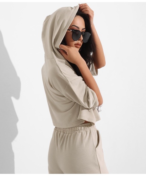 LATINA(ラティーナ)の「フーディートップス×センタープレスセットアップ(パーカー・レディース・グレイッシュベージュ/ブラック・FREE)」の12枚目の写真