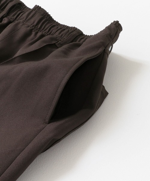 URBAN RESEARCH（アーバンリサーチ）の「COMFORT RELAX SLACKS（その他パンツ・メンズ・チャコールグレー/ブラウン/ブラック・MEDIUM/LARGE）」の20枚目の写真