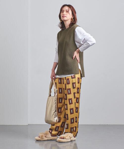 UNITED ARROWS(ユナイテッドアローズ)の「UWSC C/N AZE ニット ベスト†◆(ベスト・レディース・ブラック/オフホワイト/オリーブ・FREE)」の17枚目の写真