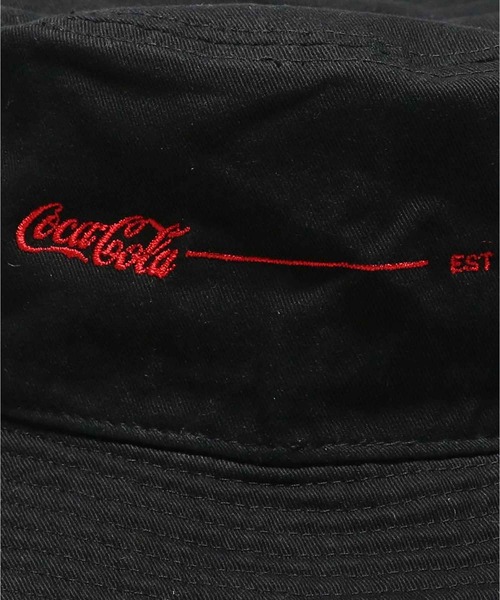 Coca Cola（コカコーラ）の「COCA-COLA atmos SWITCH GRAPHIC BUCKET HAT / コカ・コーラ アトモス スウィッチ グラフィック バケットハット 【SP】（ハット・メンズ・ホワイト/ブラック・ONE SIZE）」の16枚目の写真
