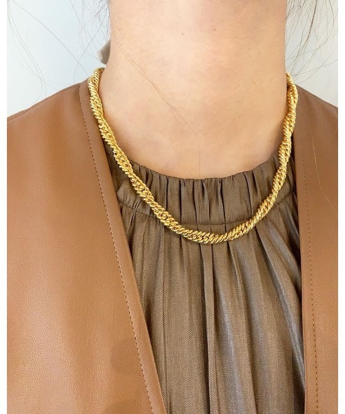 M.U.L. ゴールドネックレス mou（モウ）の「ダブルねじれゴールドネックレス（ネックレス）」 - WEAR