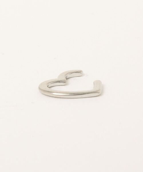 Fun & Daily(ファンアンドデイリー)の「F&D : Tiny heart earcuff Silver925(イヤーカフ・レディース・シルバー・FREE)」の2枚目の写真