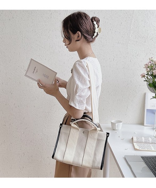 LAC-VERT（ラック・ヴェール）の「2WAYキャンバストート（トートバッグ・レディース・ブラック/ホワイト・FREE）」の10枚目の写真