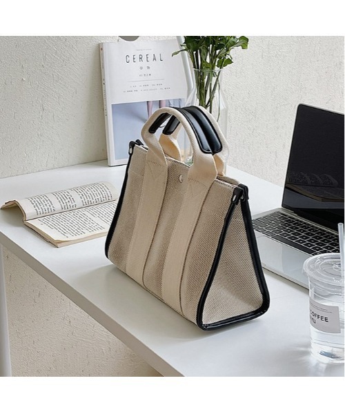 LAC-VERT（ラック・ヴェール）の「2WAYキャンバストート（トートバッグ・レディース・ブラック/ホワイト・FREE）」の18枚目の写真