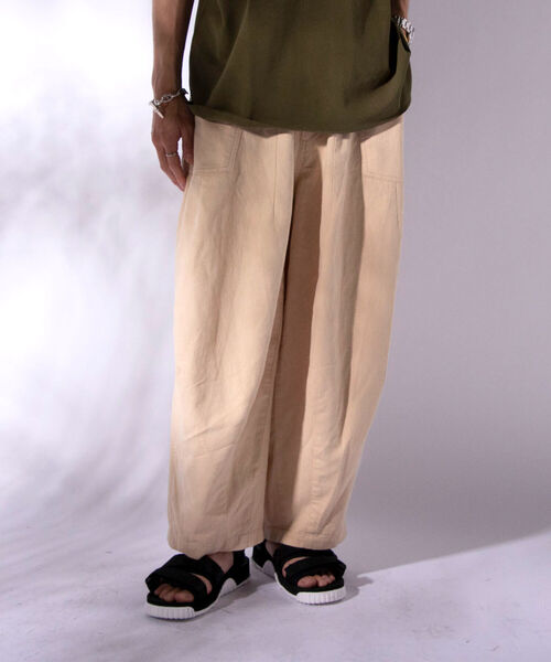 GLOSTER(グロスター)の「ワイドベイカーパンツ(その他パンツ・メンズ・ブラック/キナリ/オリーブ・M/L)」の13枚目の写真