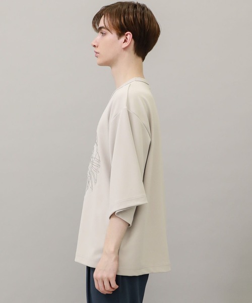 SHAREEF（シャリーフ）の「【SHAREEF】STUDIOUS別注 ABSTRACT FLOWERemb. GERORGETTE S/S TEE（Tシャツ/カットソー・メンズ・ブラック/ブラウン/アイボリー・1/2）」の22枚目の写真