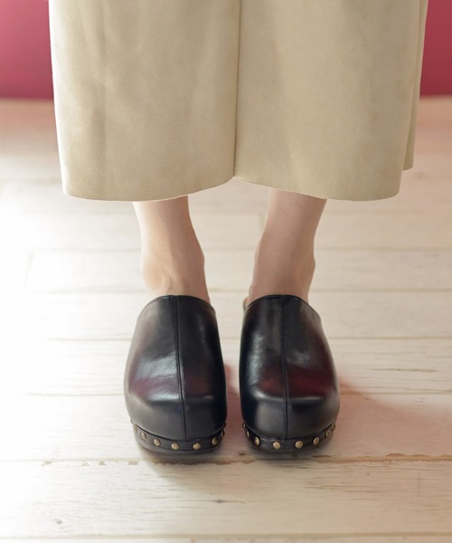 SESTO(セスト)の「ウッド調厚底ソールのサボスリッパサンダル(スリッポン・レディース・ブラック/アイボリー/ベージュ系その他・LL/S/M/L)」の11枚目の写真