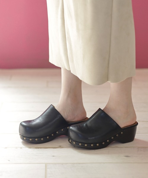 SESTO(セスト)の「ウッド調厚底ソールのサボスリッパサンダル(スリッポン・レディース・ブラック/アイボリー/ベージュ系その他・LL/S/M/L)」の16枚目の写真