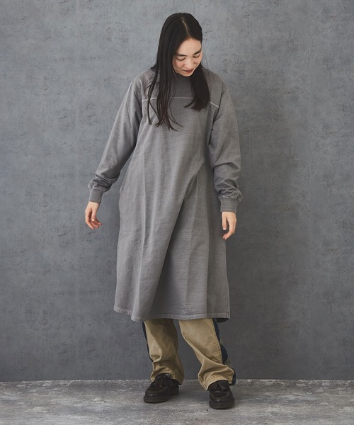 TOBILA（トビラ）の「ミニ裏毛ピグメント染めフリンジアメフトワンピ―ス（ワンピース・レディース・チャコールグレー/イエロー/ナチュラル・M）」の8枚目の写真