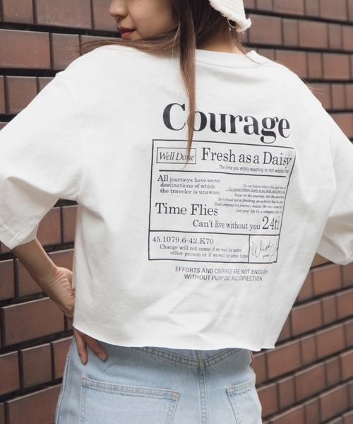 WEGO(ウィゴー)の「WEGO/グラフィックショートTシャツ(Tシャツ/カットソー・レディース・スミクロ/ダークグリーン/その他1/ワイン/ホワイト/ネイビー/オートミール・SMALL/MEDIUM)」の2枚目の写真
