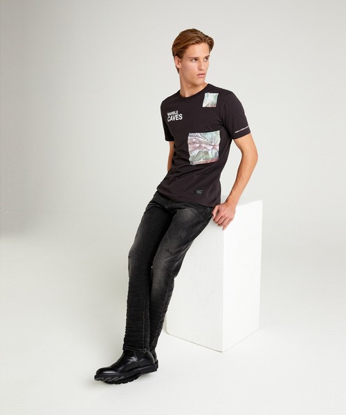 SISLEY(シスレー)の「型押し半袖Tシャツ・カットソー(Tシャツ/カットソー・メンズ・ホワイト/ホワイト系その他/スミクロ・LARGE/SMALL/MEDIUM/X-LARGE)」の16枚目の写真